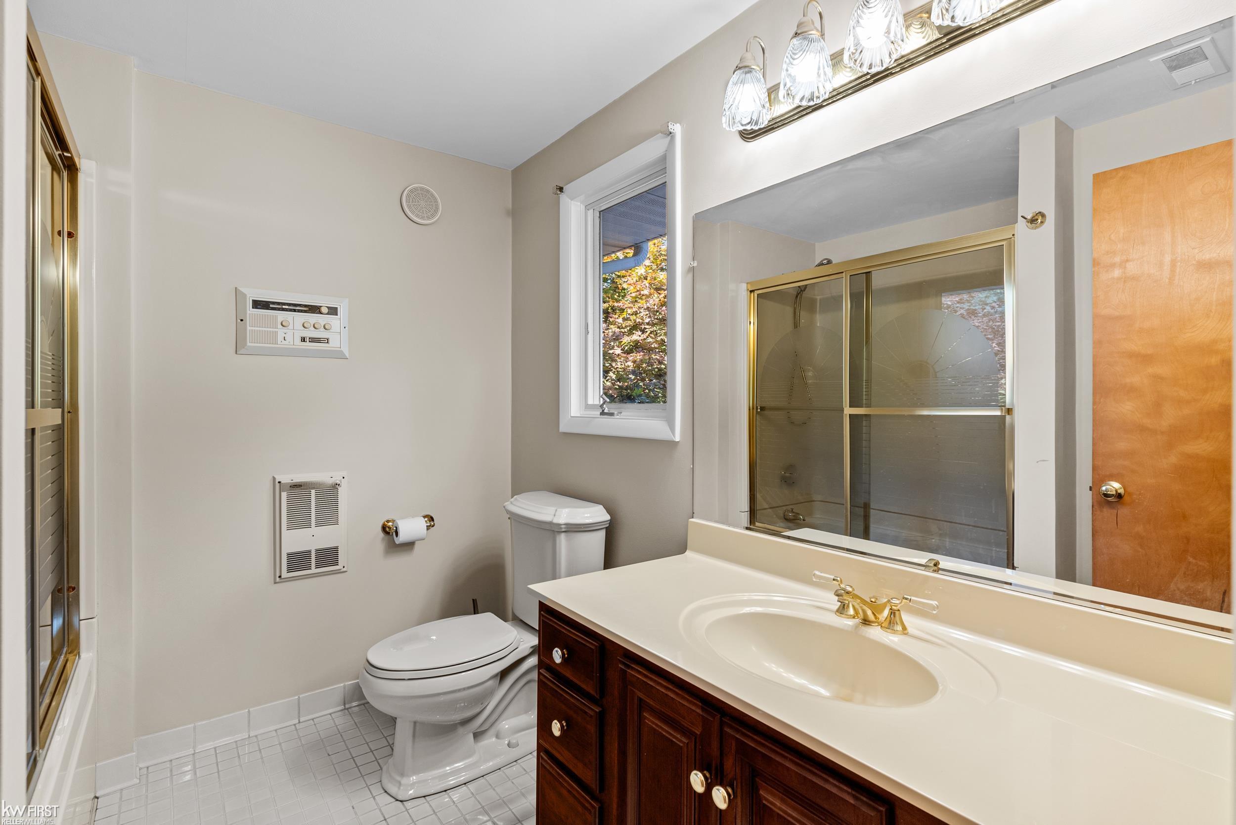 1061 Rose Center Road Fenton, MI 48430 - Photo 33 of 66