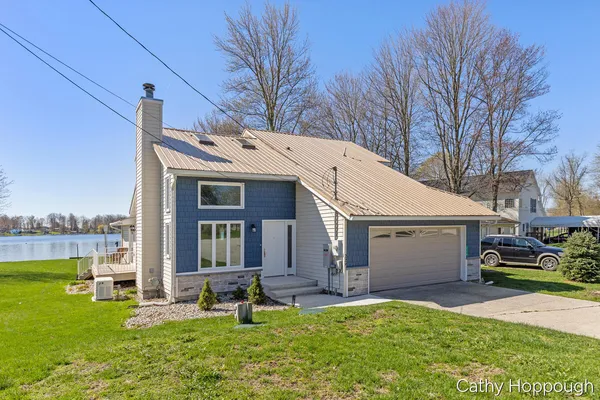 $550,000 | 229 Ivason Drive, Stanton, MI 48888