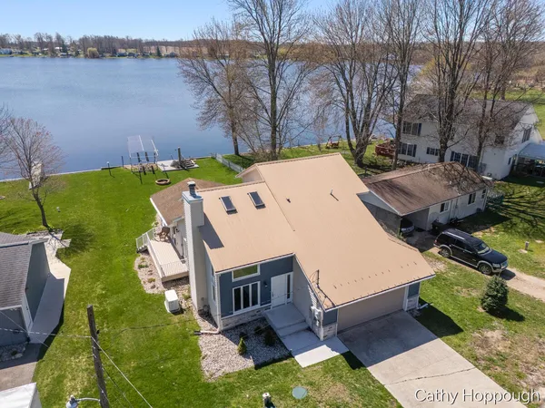 $550,000 | 229 Ivason Drive, Stanton, MI 48888