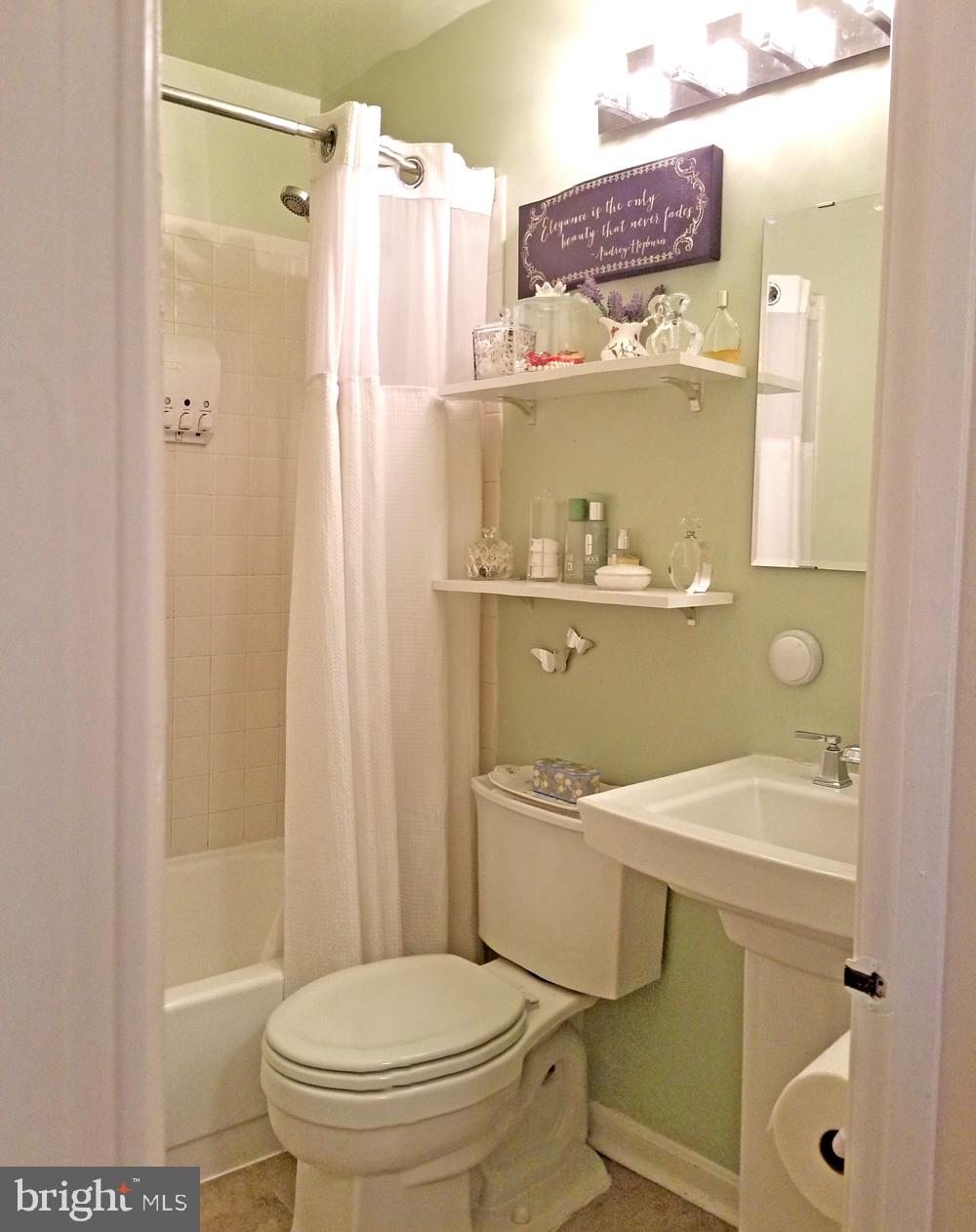 2436 Ridgehampton Court Reston, VA 20191 - Photo 14 of 40