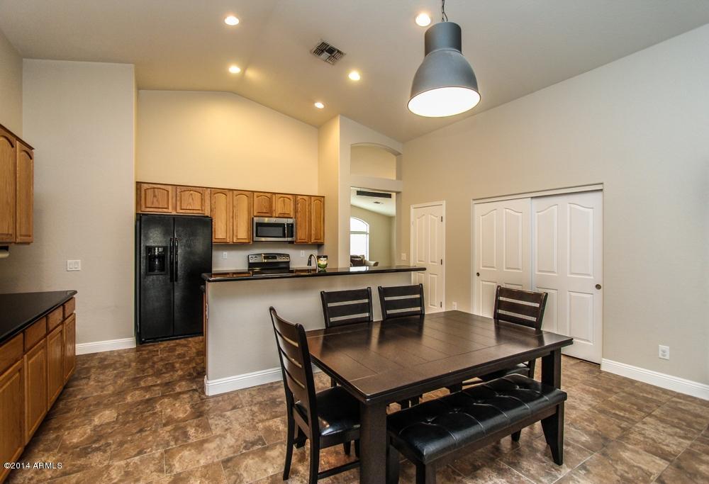 43205 Roth Road Maricopa, AZ 85138 - Photo 4 of 31 IMG_7675