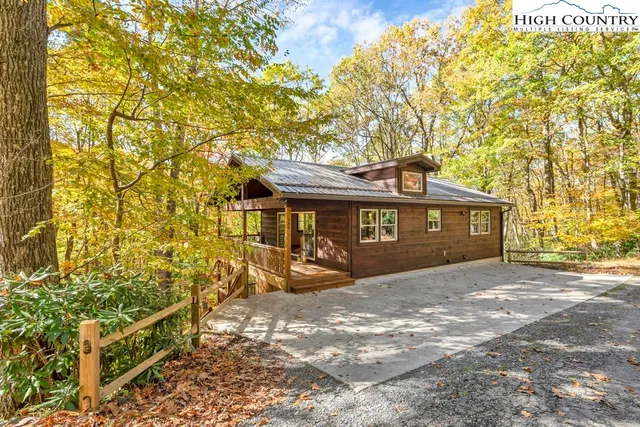 $635,000 | 359 Sorrento Falls Road, Blowing Rock, NC 28605