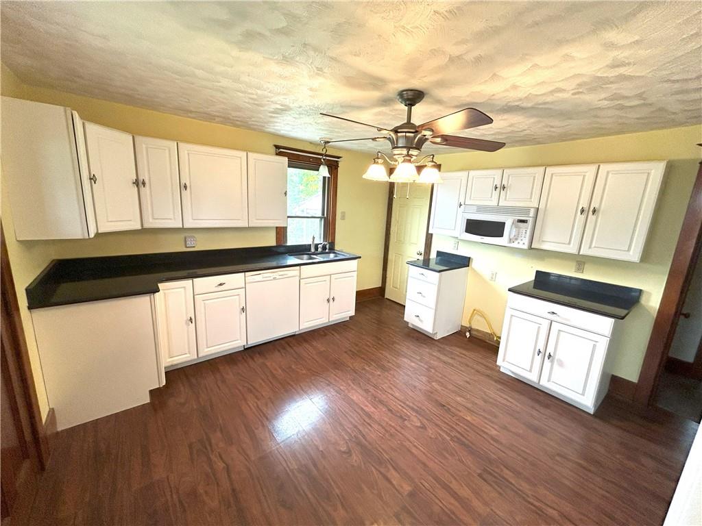 3016 Leechburg Road Lower Burrell, PA 15068 - Photo 6 of 25 Gallery Image 6