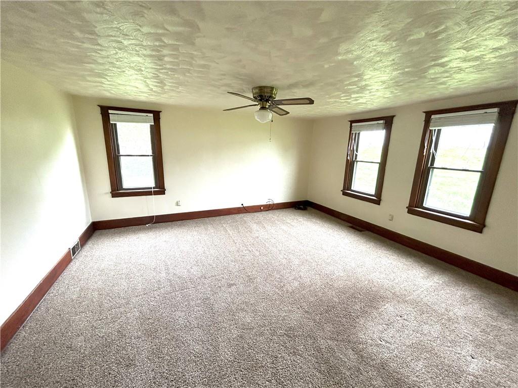 3016 Leechburg Road Lower Burrell, PA 15068 - Photo 9 of 25 Gallery Image 9
