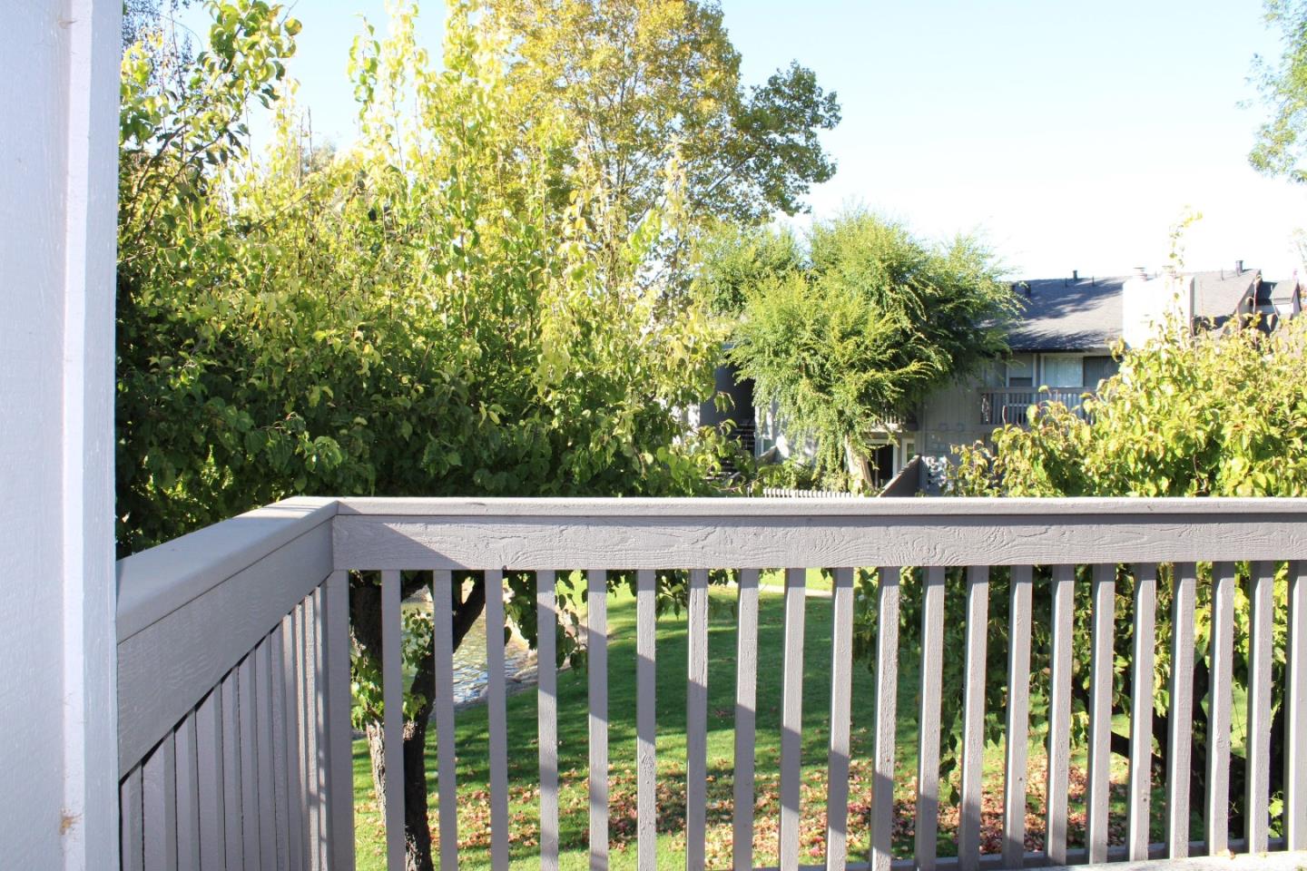 2298 Almaden Road, Unit B San Jose, CA 95125 - Photo 18 of 21 a view of a wooden fence