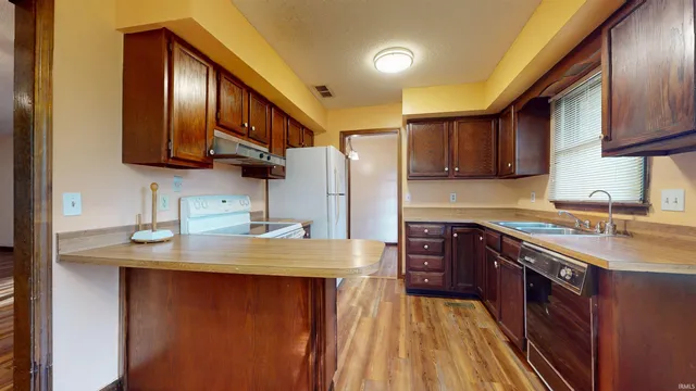 $239,900 | 5610 St Catherine Court, Newburgh, IN 47630