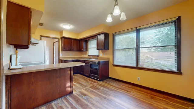 $239,900 | 5610 St Catherine Court, Newburgh, IN 47630