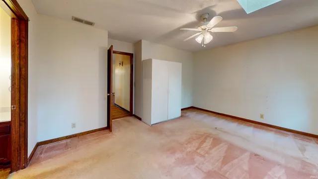 $239,900 | 5610 St Catherine Court, Newburgh, IN 47630