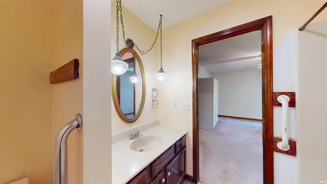 $239,900 | 5610 St Catherine Court, Newburgh, IN 47630