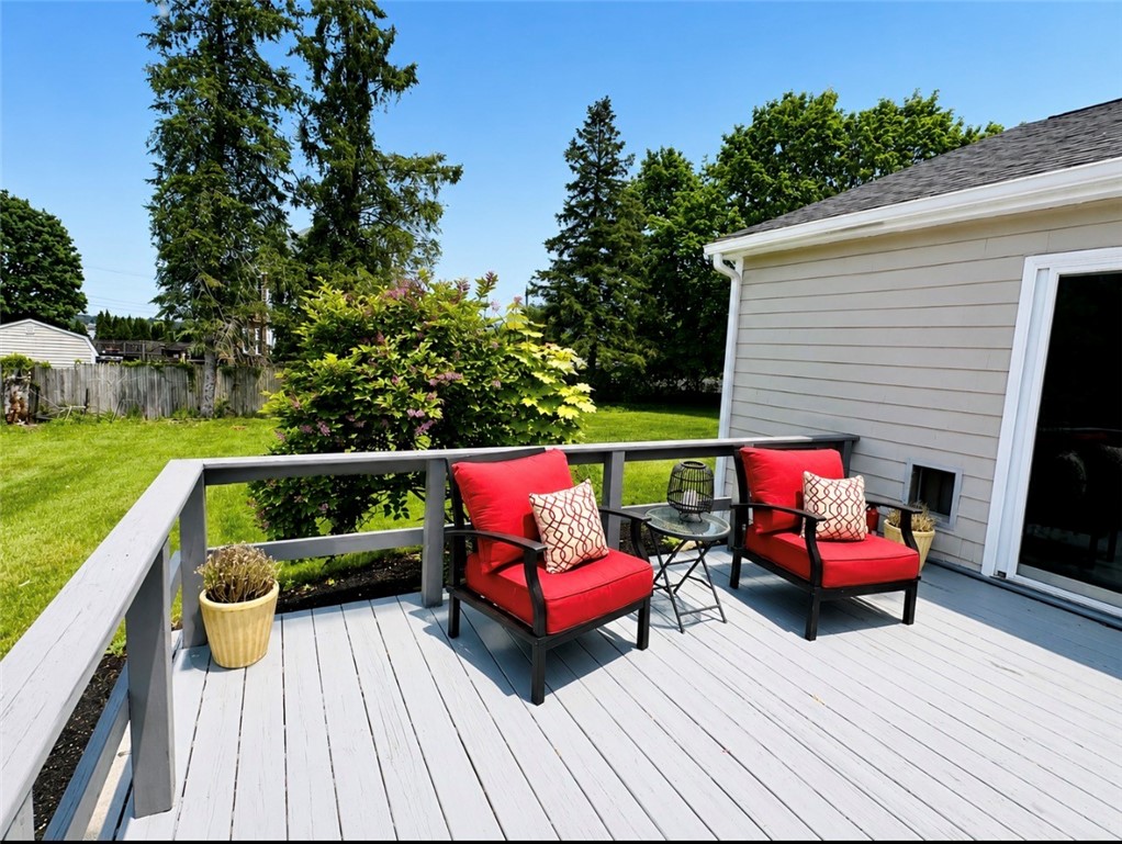 3 Pinetop Road Barrington, RI 02806 - Photo 35 of 45 Seating area perfect for entertaining guests
