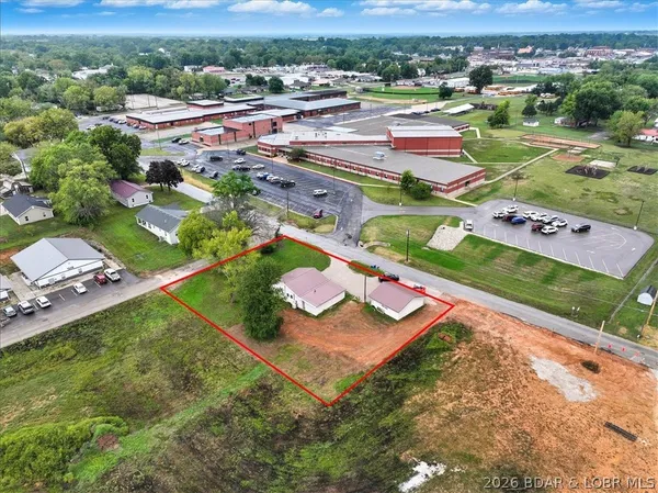 $199,000 | 502 East 15th Street, Eldon, MO 65026