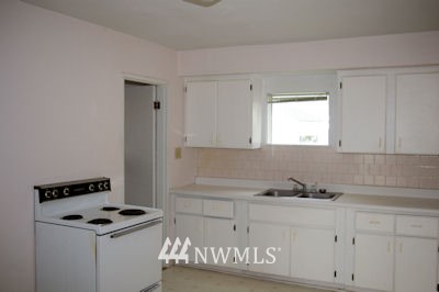 616 West Perry Street Aberdeen, WA 98520 - Photo 14 of 19 Gallery Image 14