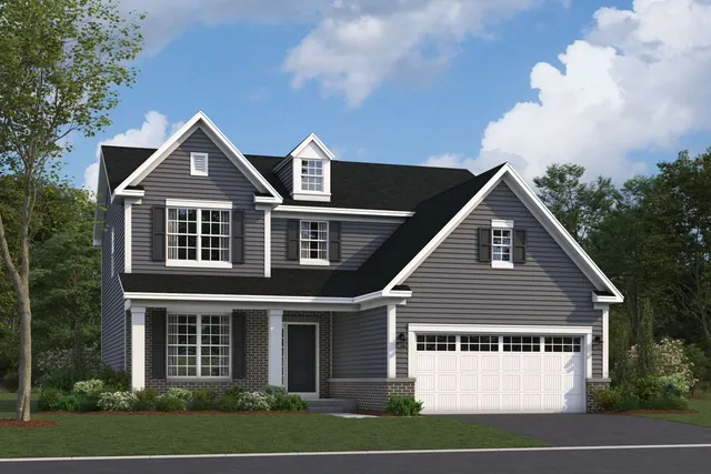 a view of a yard in front of house