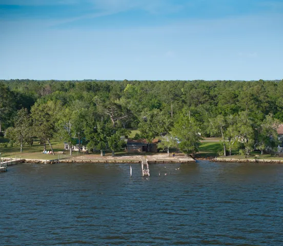 a view of a lake with houses