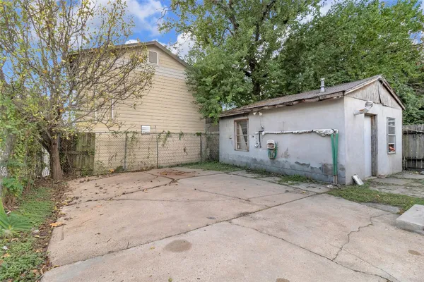 a backyard of a house