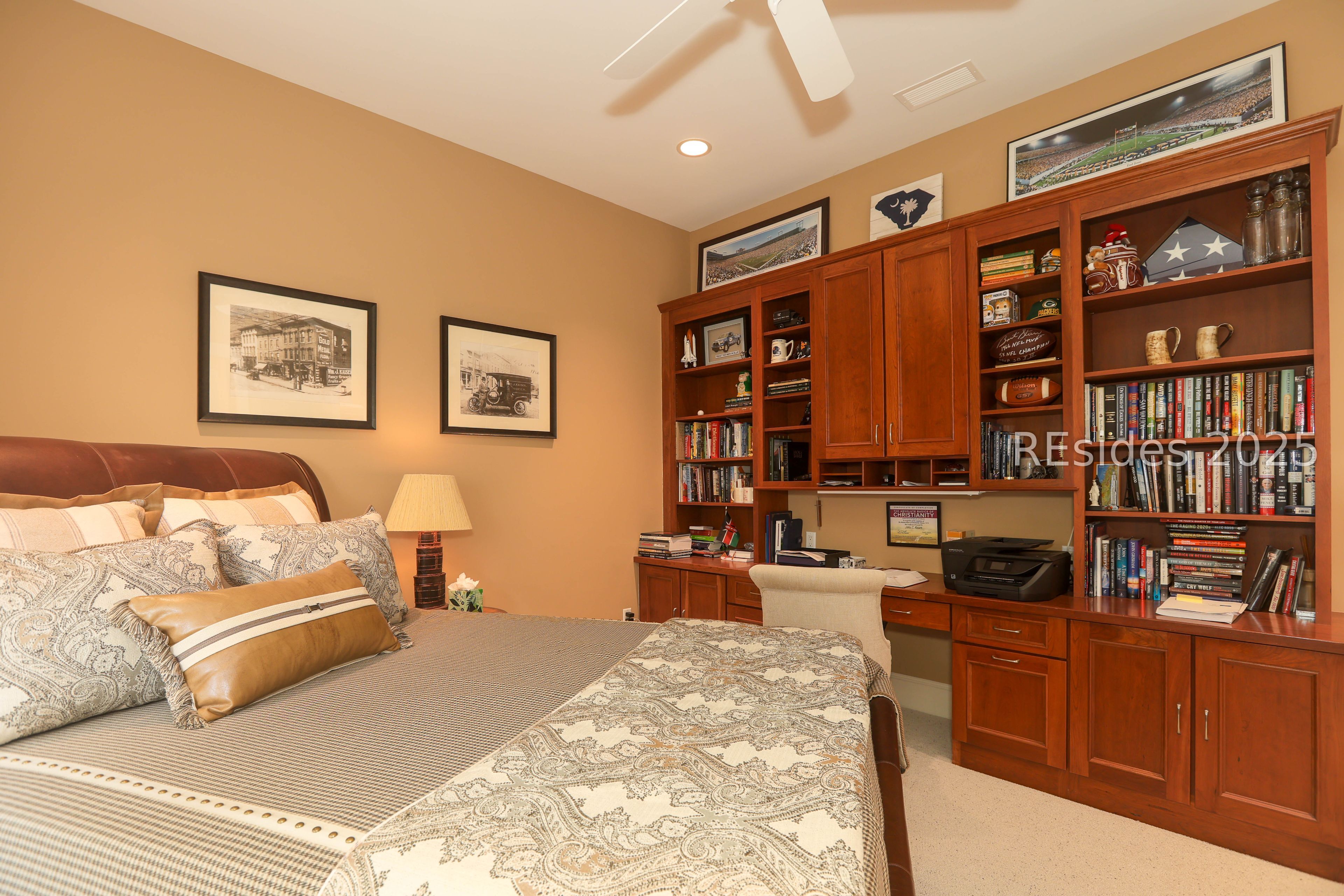 102 Cutter Circle Bluffton, SC 29909 - Photo 36 of 71 Bedroom 2 with Built-in Desk