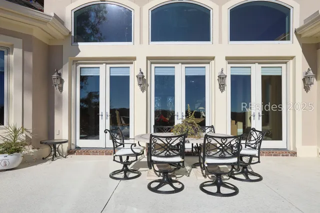 $1,850,000 | 102 Cutter Circle, Bluffton, SC 29909