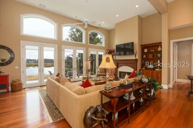 $1,850,000 | 102 Cutter Circle, Bluffton, SC 29909