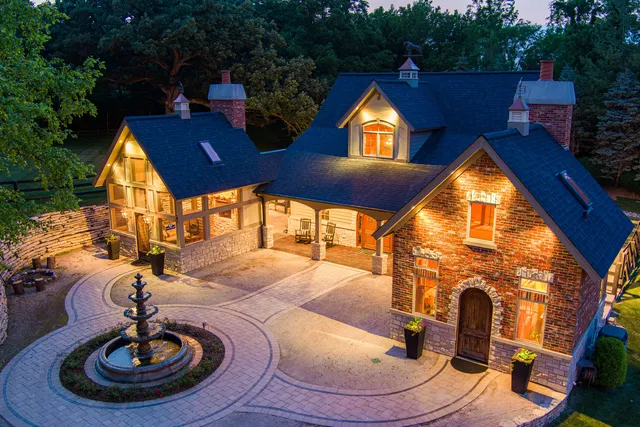 $1,795,000 | 7N230 Sims Lane, St. Charles, IL 60175