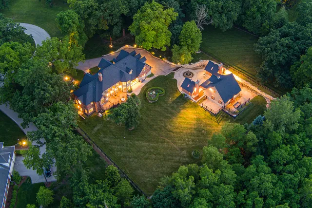 $1,795,000 | 7N230 Sims Lane, St. Charles, IL 60175