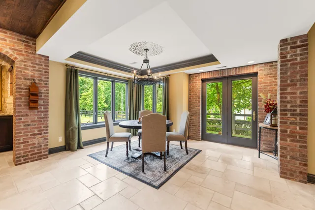 $1,745,000 | 7N230 Sims Lane, St. Charles, IL 60175