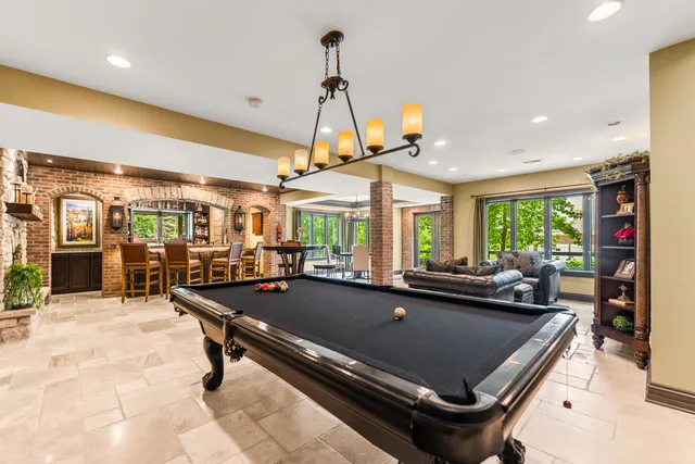 $1,745,000 | 7N230 Sims Lane, St. Charles, IL 60175