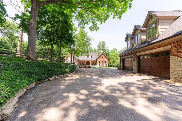 $1,745,000 | 7N230 Sims Lane, St. Charles, IL 60175