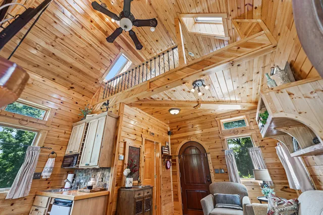 $1,745,000 | 7N230 Sims Lane, St. Charles, IL 60175