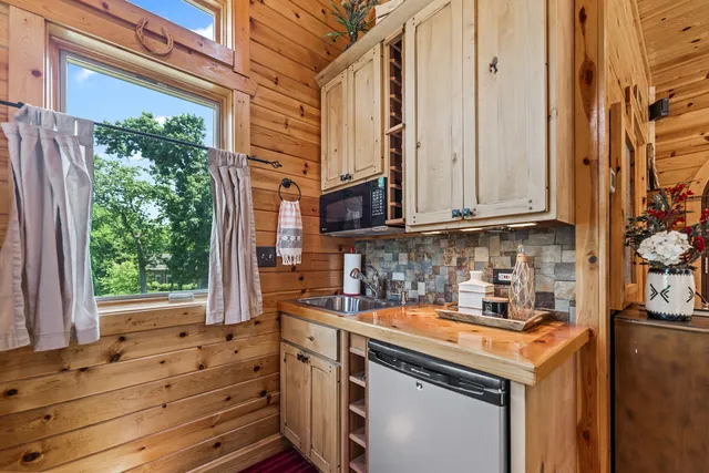 $1,745,000 | 7N230 Sims Lane, St. Charles, IL 60175