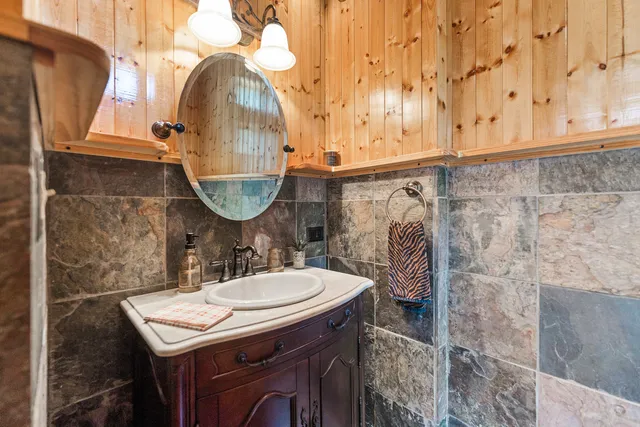 $1,745,000 | 7N230 Sims Lane, St. Charles, IL 60175