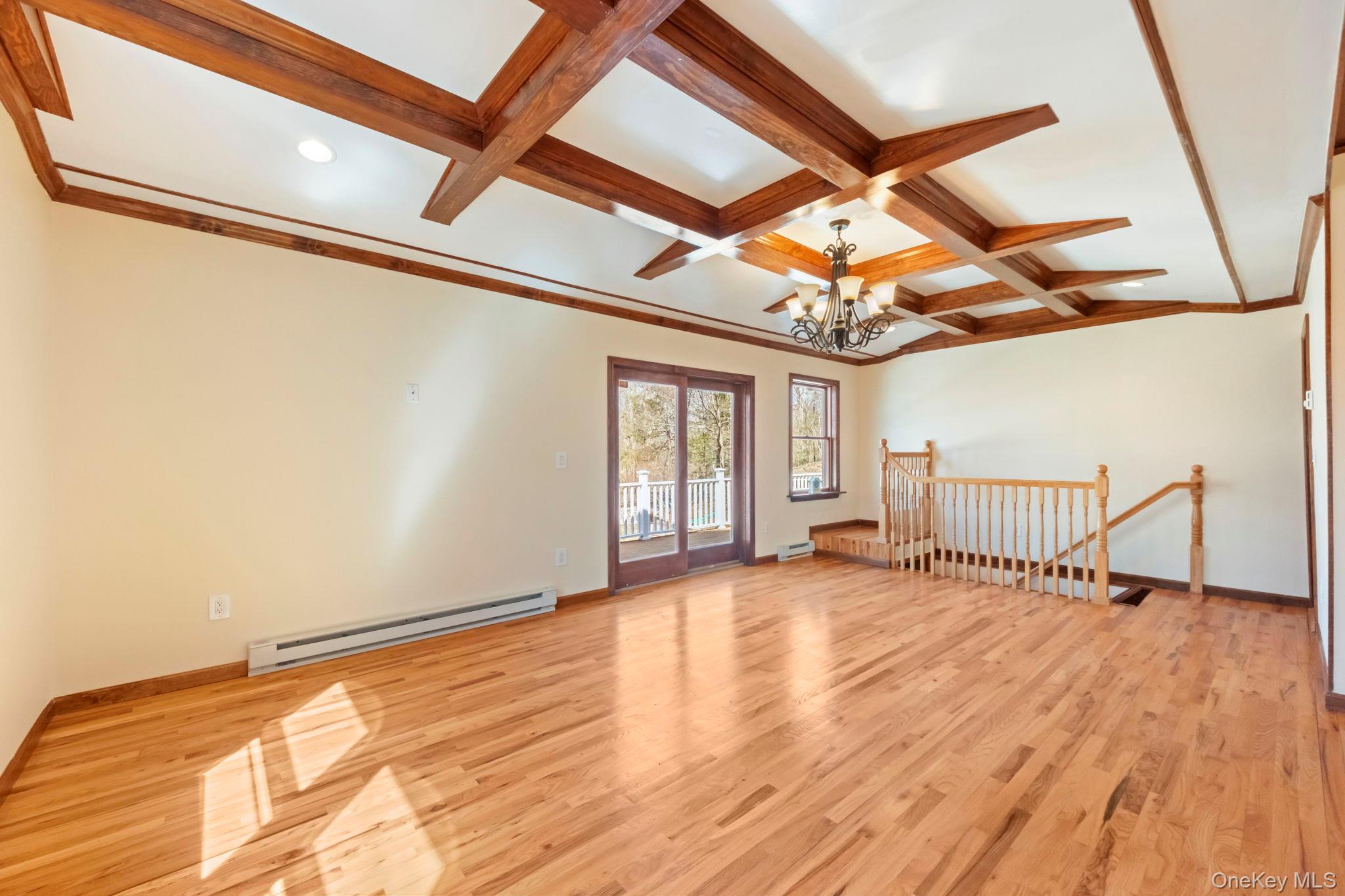 21 Jackson Road Mahopac, NY 10541 - Photo 15 of 36 Living Room / Family Room