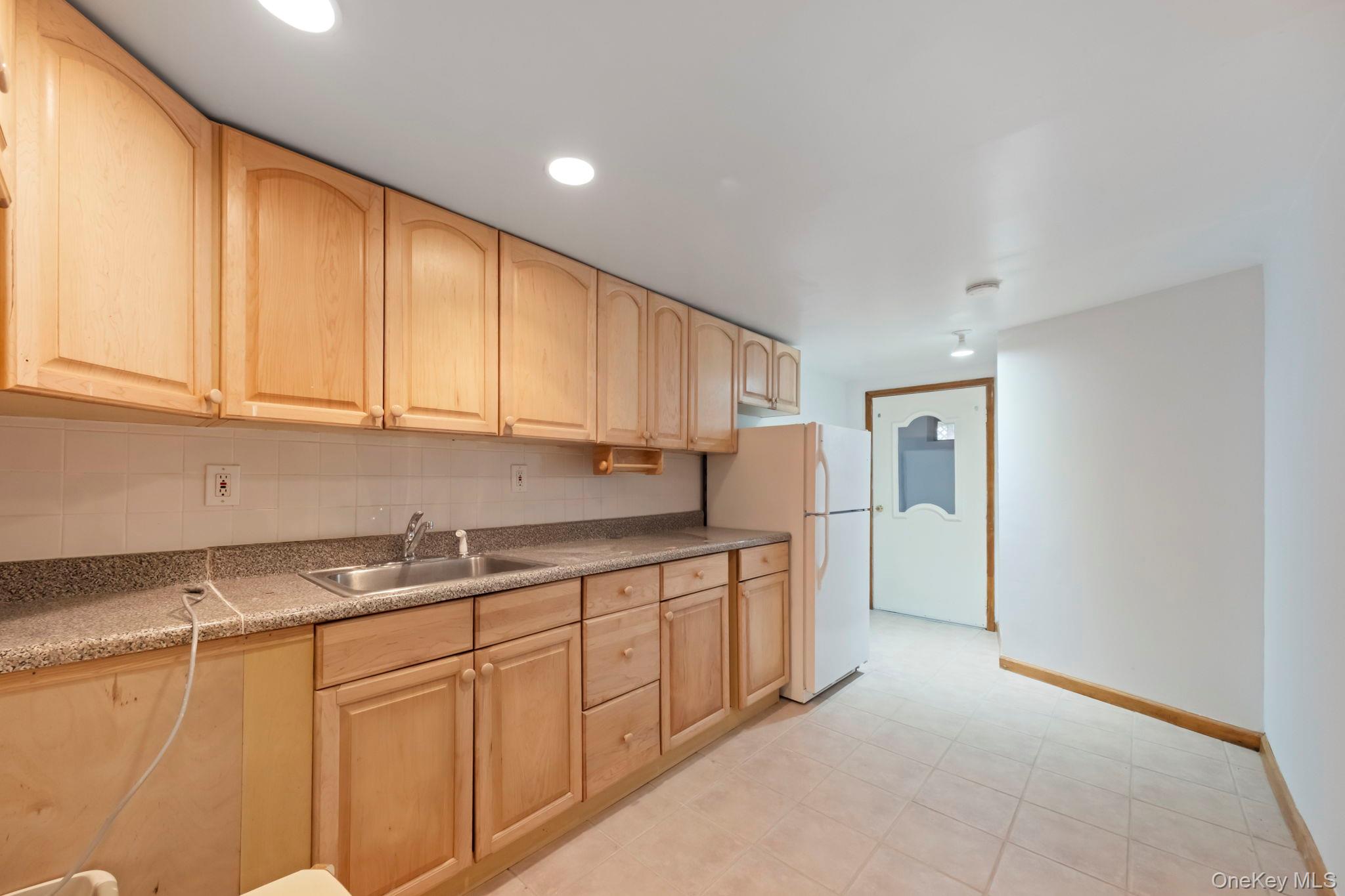 21 Jackson Road Mahopac, NY 10541 - Photo 25 of 36 Basement Summer Kitchen B