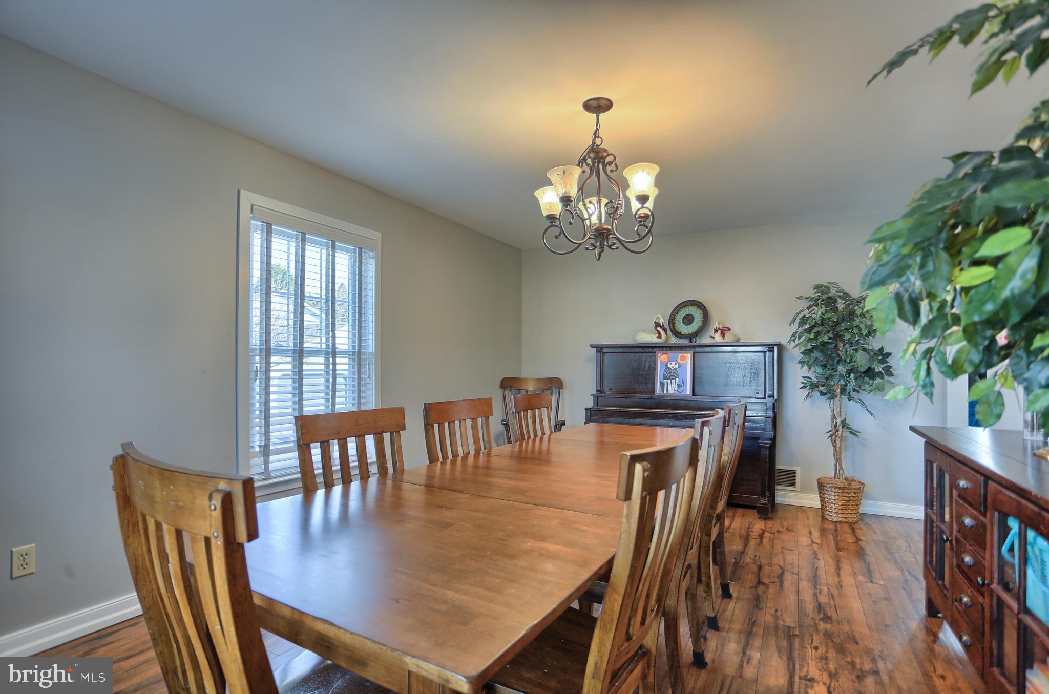 5545 Ridge Road Slatington, PA 18080 - Photo 13 of 33 dining room view 2