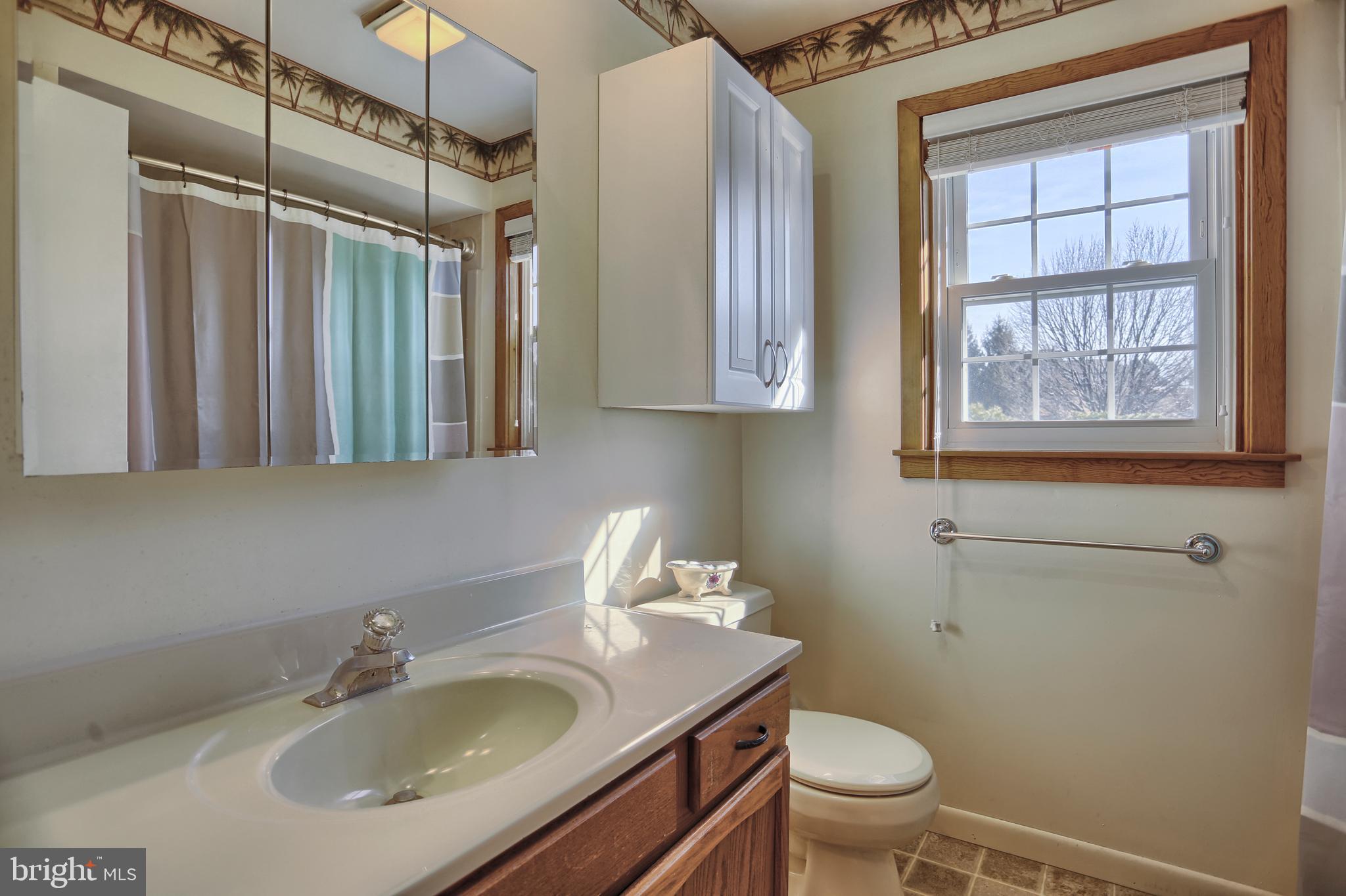 5545 Ridge Road Slatington, PA 18080 - Photo 24 of 33 full bath