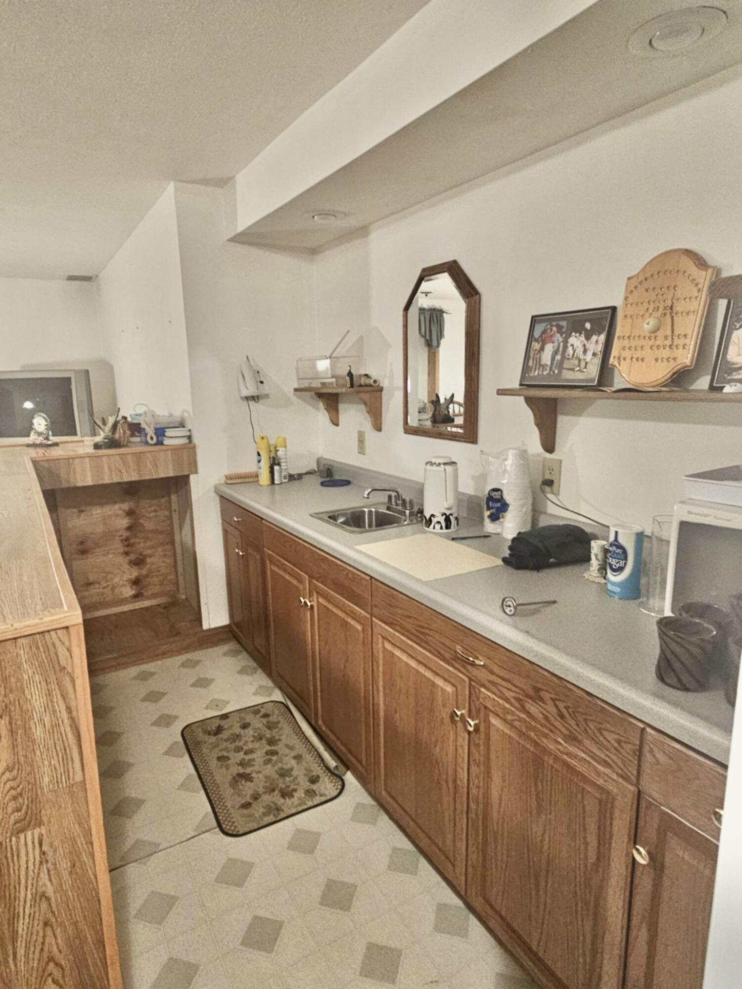 53427 Ridgeview Circle Paw Paw, MI 49079 - Photo 22 of 38 att.s7a_AWaXAnF5LSMlcUW3IIvpthOCzgt5bYy6