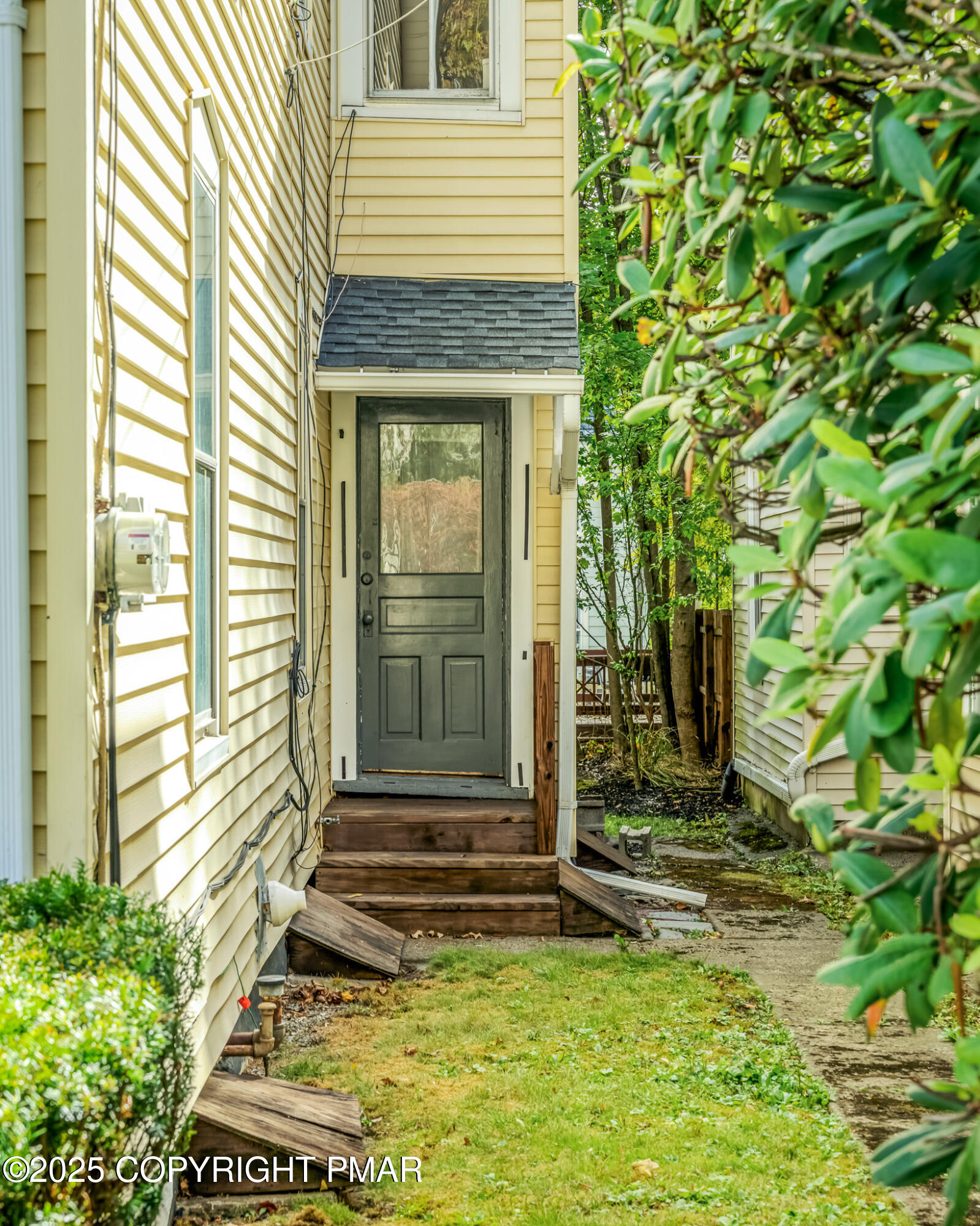 703 Scott Street Stroudsburg, PA 18360 - Photo 25 of 27 a view of a door of the house