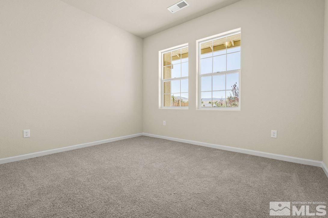 5091 Neumann Drive Reno, NV 89506 - Photo 13 of 18 Photo 15