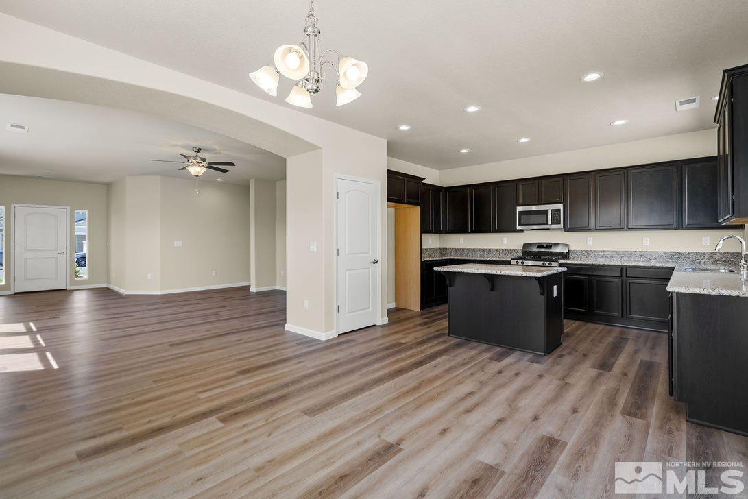 5091 Neumann Drive Reno, NV 89506 - Photo 17 of 18 Photo 19