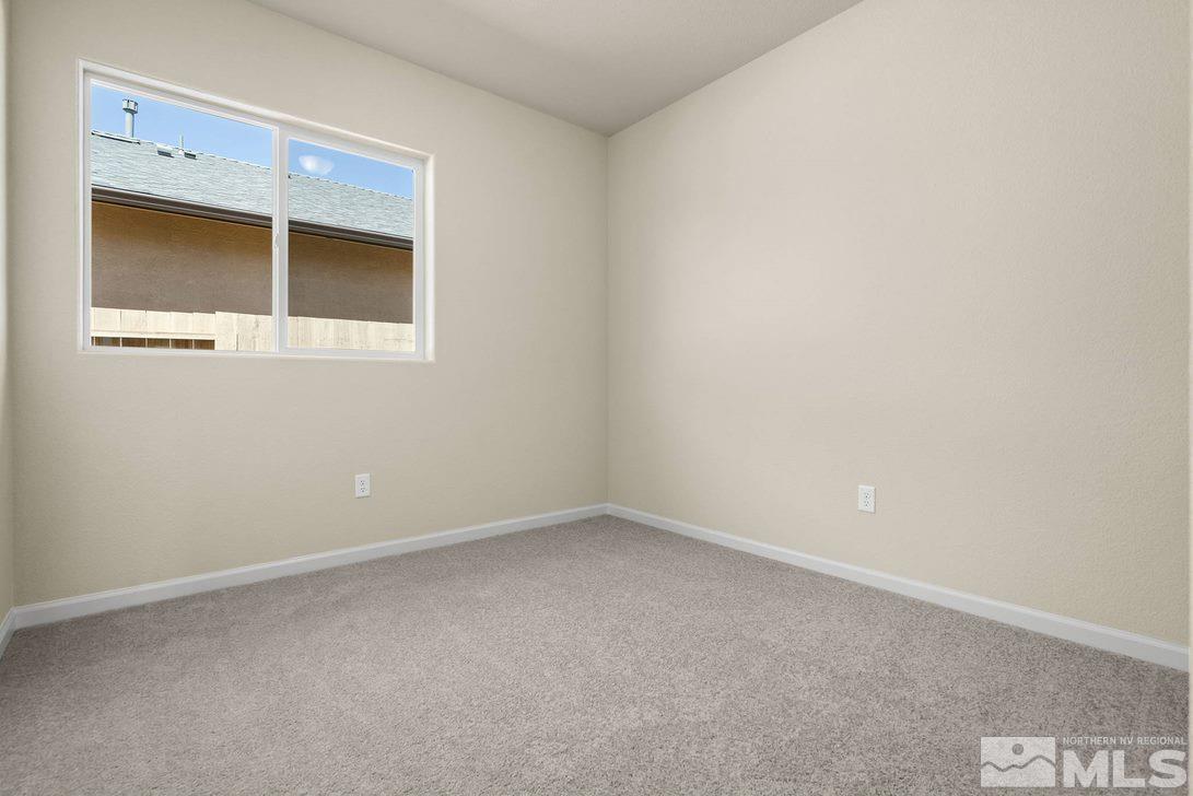 5091 Neumann Drive Reno, NV 89506 - Photo 5 of 18 Photo 5