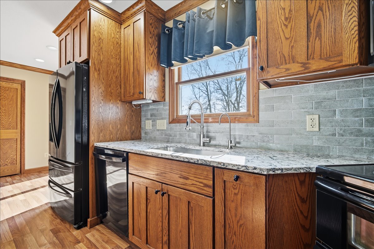 8656 Prairie Trail Bloomington, IL 61705 - Photo 7 of 44