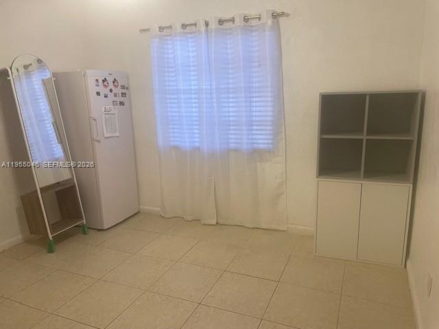 11775 Southwest 173rd Terrace Miami, FL 33177 - Photo 12 of 25 Second Bedroom 9' 9" x 11' 6"