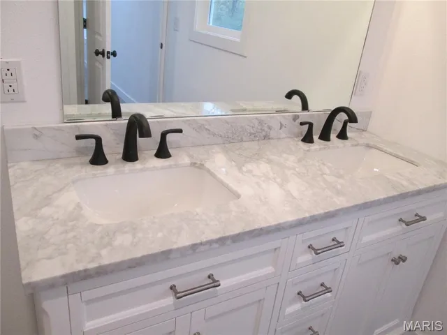 $259,900 | 13351 State Rte H, Edgar Springs, MO 65462