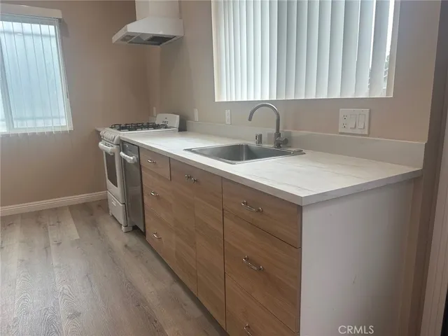 $2,500 | 17401 Ludlow Street, Granada Hills, CA 91344