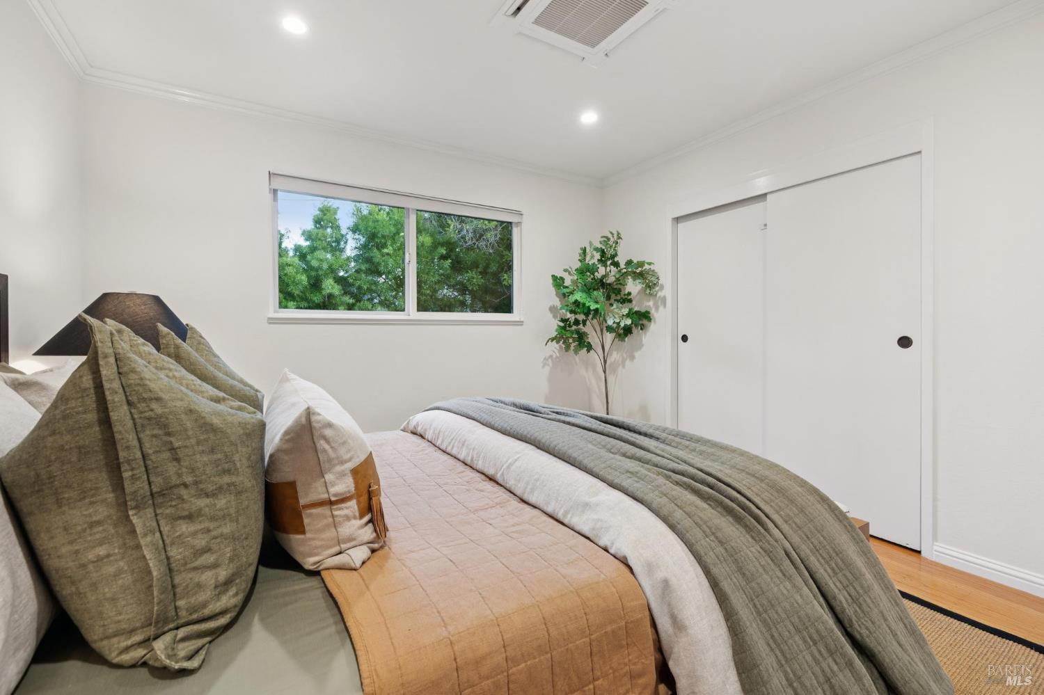 47 Redwood Avenue, Unit 17 Corte Madera, CA 94925 - Photo 21 of 28