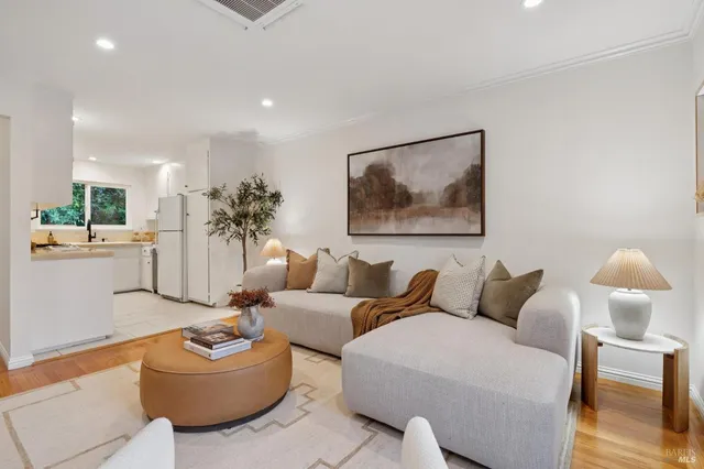 $675,000 | 47 Redwood Avenue, Unit 17, Corte Madera, CA 94925