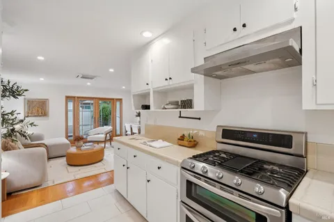 $675,000 | 47 Redwood Avenue, Unit 17, Corte Madera, CA 94925