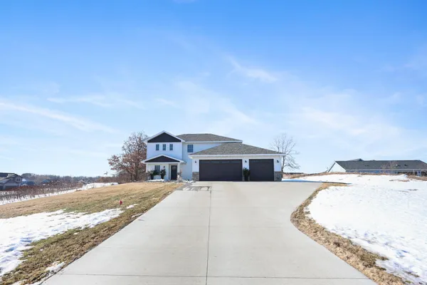 $524,900 | 433 60th Avenue Southeast, St. Cloud, MN 56304