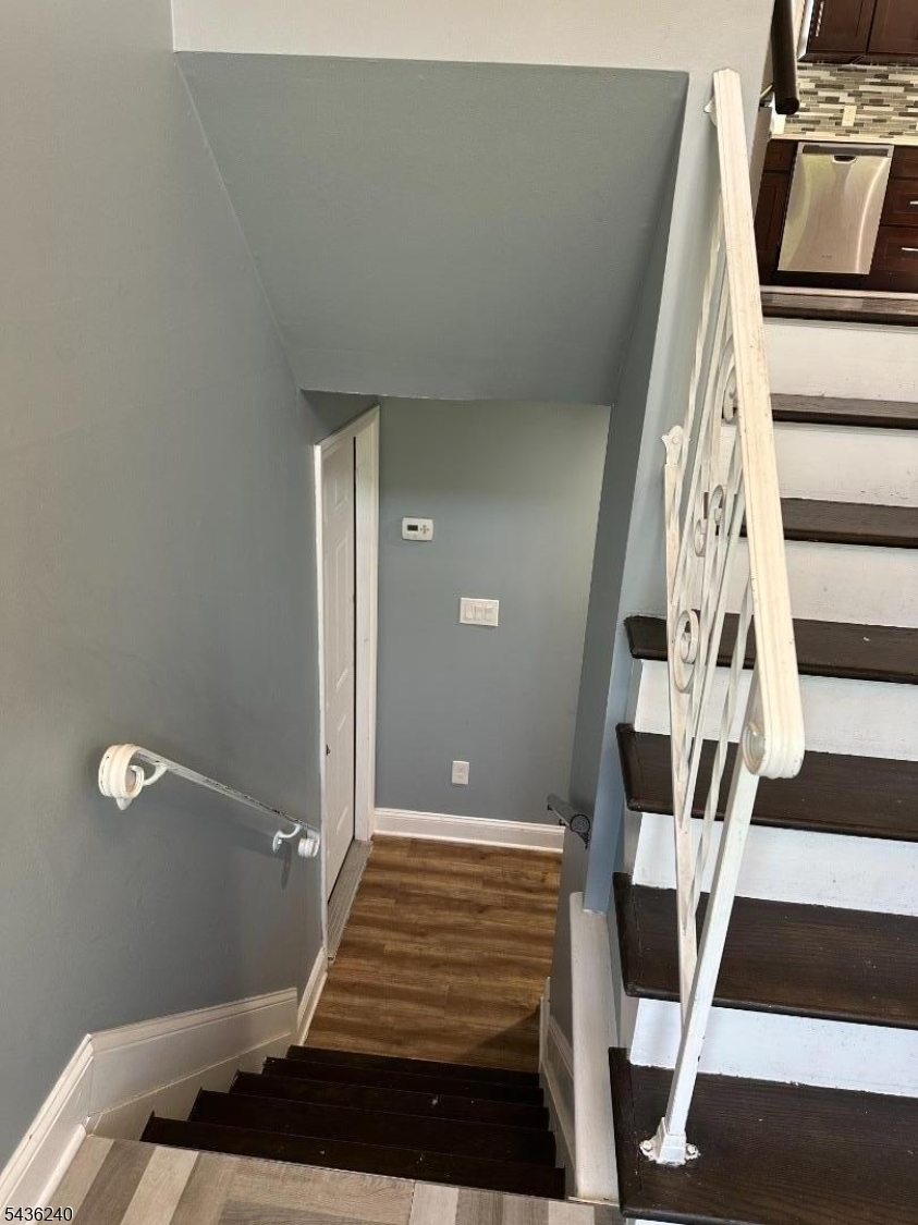 2 Hastings Road Morris Plains, NJ 07950 - Photo 18 of 27