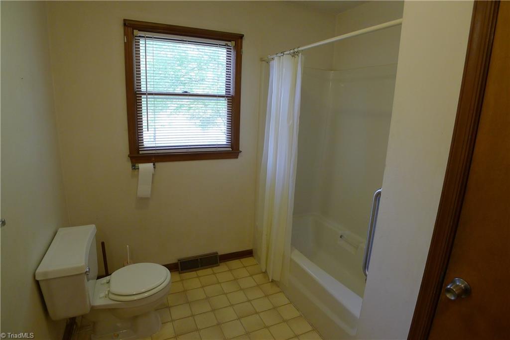 1036 Pine Ridge Road Mocksville, NC 27028 - Photo 10 of 25 Gallery Image 10