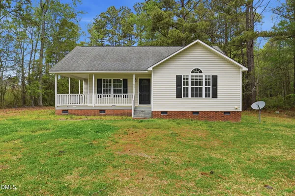 $262,999 | 633 Sunray Drive, Clayton, NC 27520